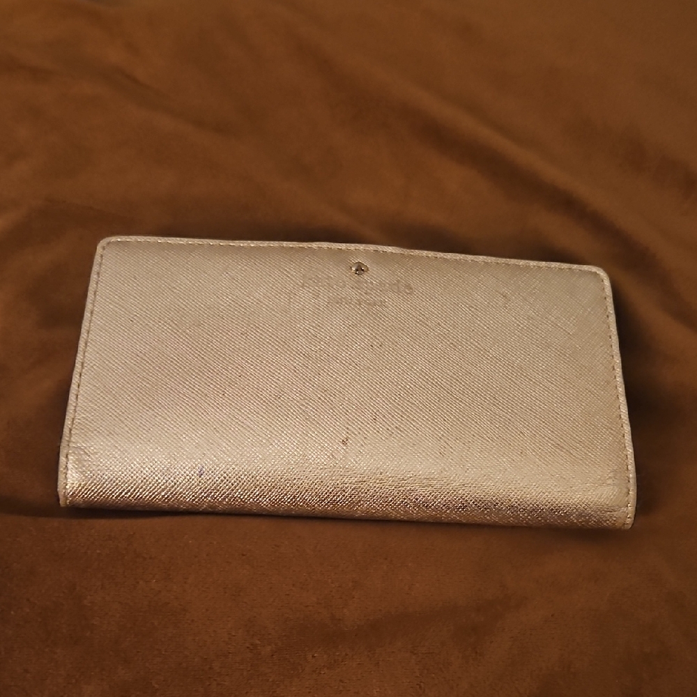 Kate Spade Rose Gold Wallet